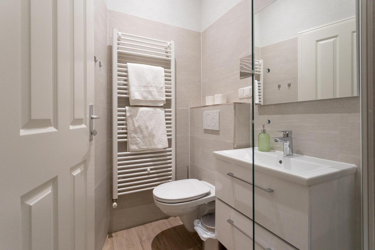 Schonbrunn Garden View Apartments Wien Ngoại thất bức ảnh